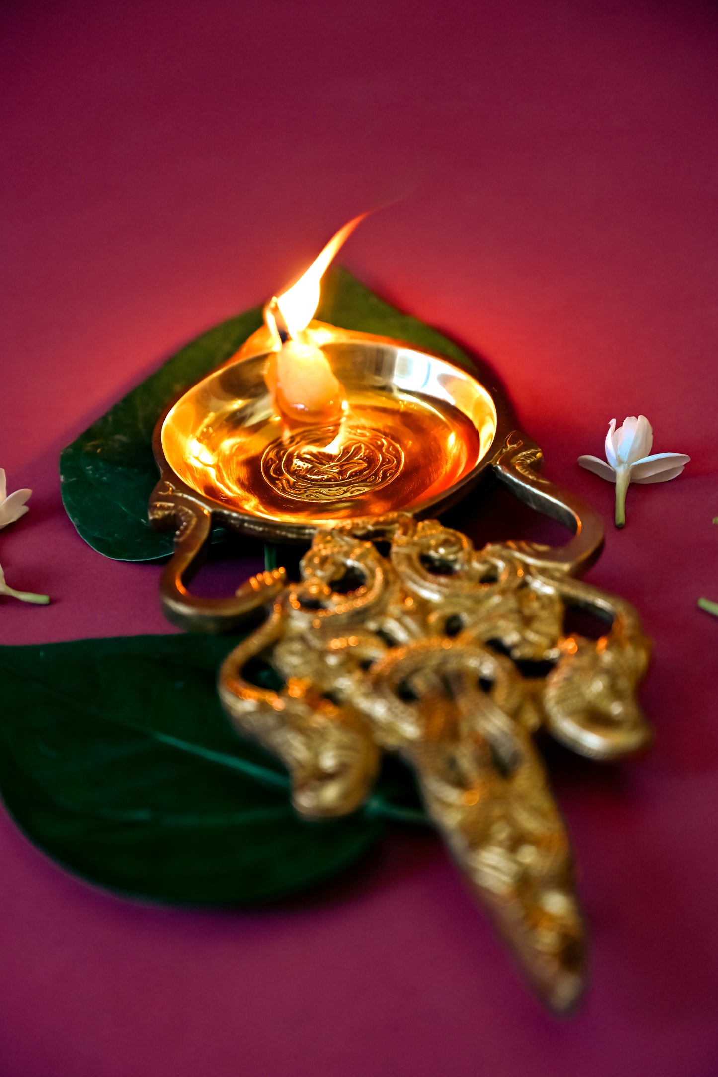 Brass Aarti Diya 8 by 3.5 Inches