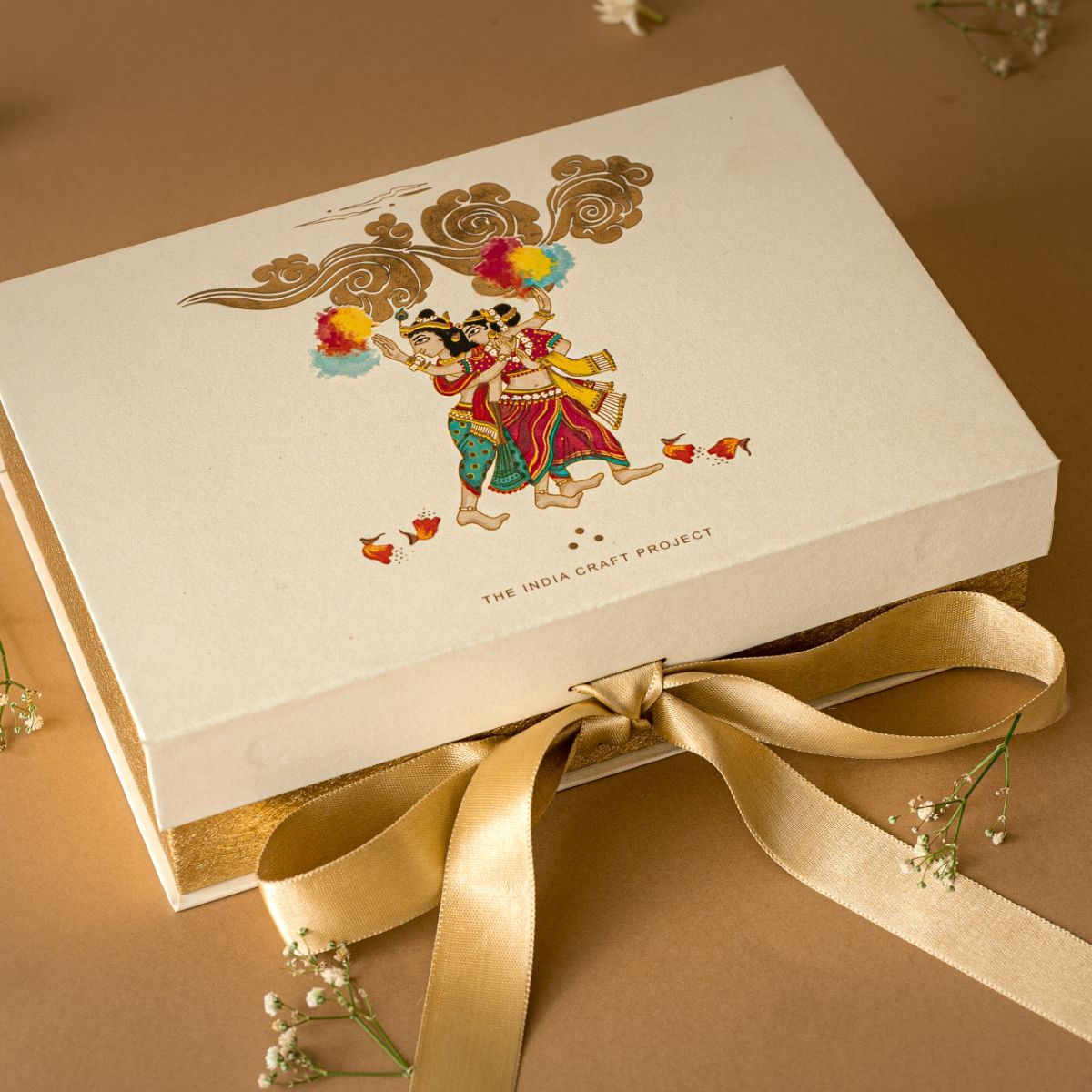 Parv festive gift box with copper shot glasses and coasters, a handcrafted set for elegant celebrations