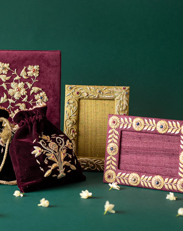 Bel Green Zardozi photo frame featuring elegant handcrafted embroidery with intricate gold and silver threadwork, accentuated by delicate bead and sequin details. A sophisticated decor piece perfect for displaying cherished memories in a luxurious setting.