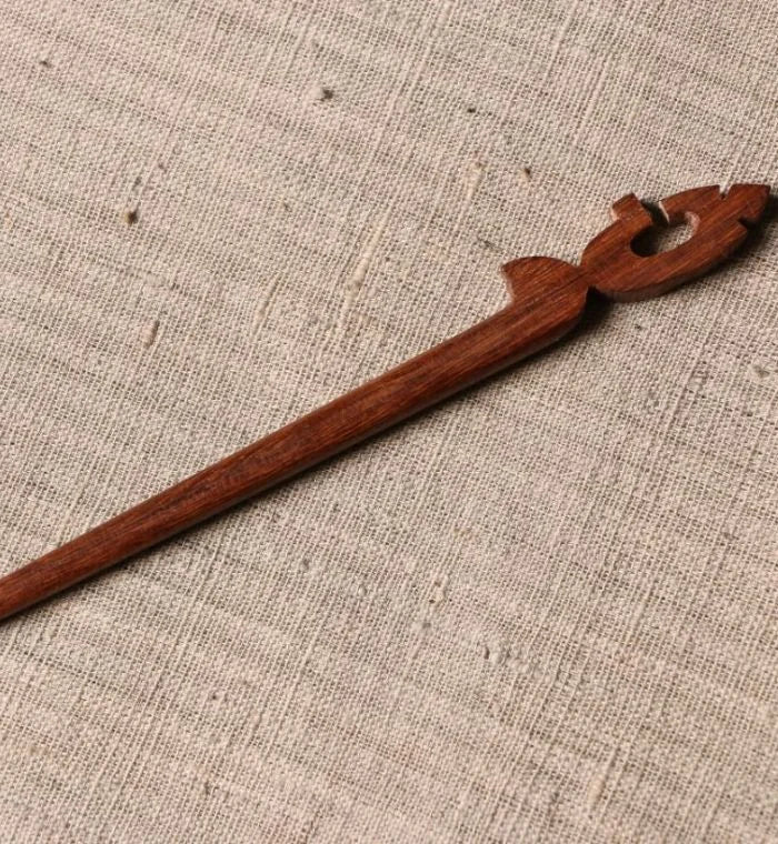 Vaani Wood Carved Jooda Pin