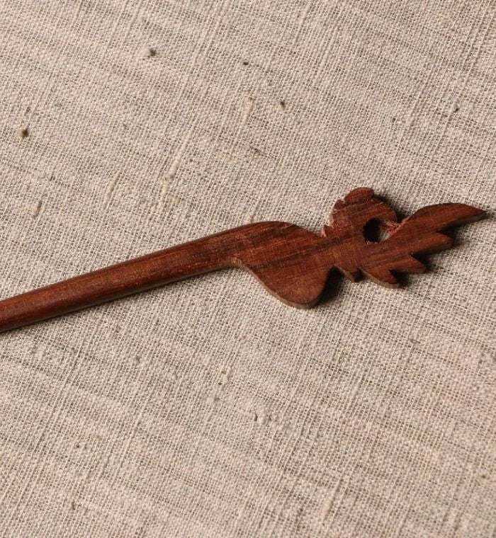 Shama Wood Carved Jooda Pin