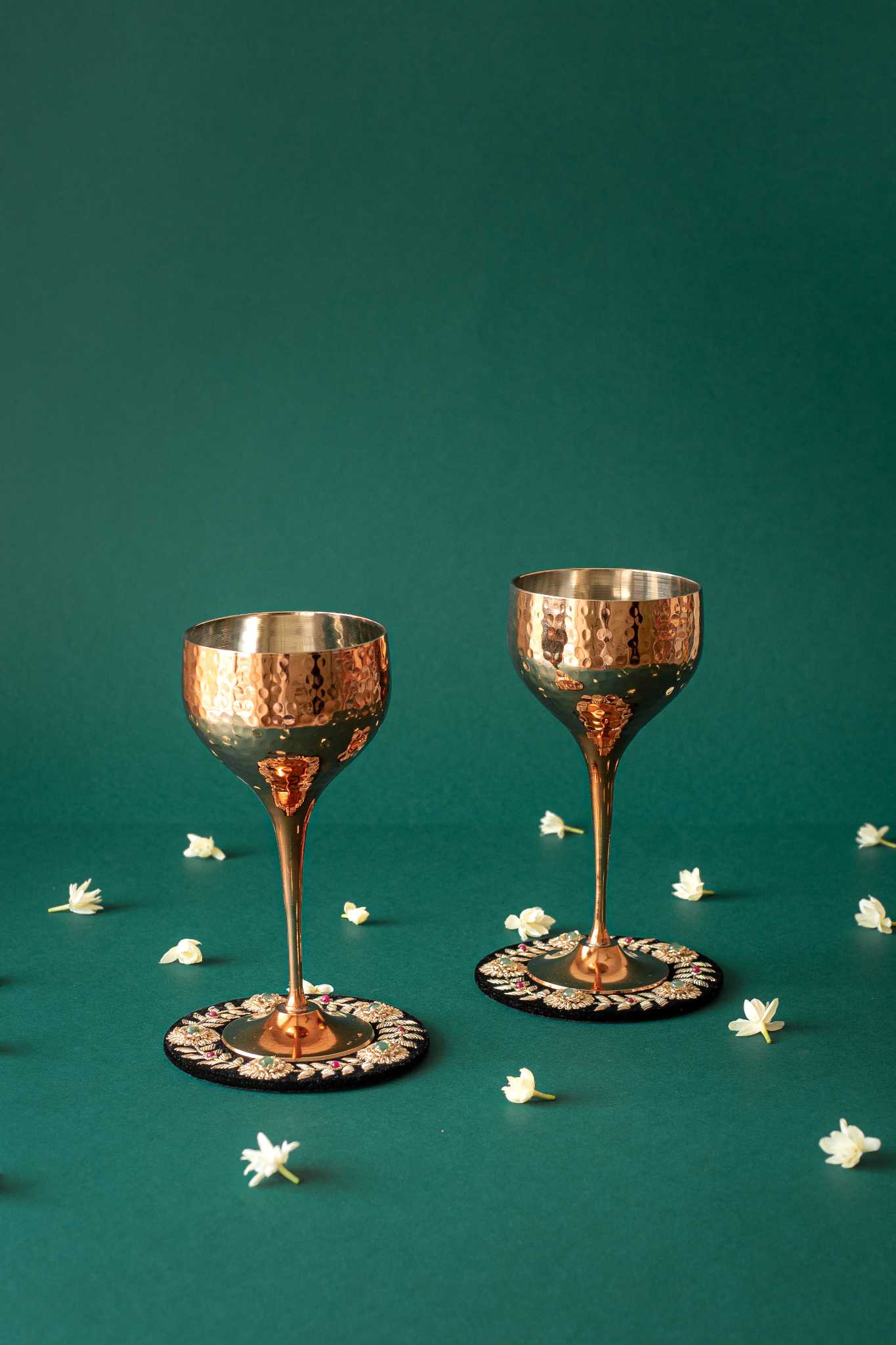 Naaz Grande copper goblets, set of 2, crafted with an elegant handcrafted finish, perfect for refined dining