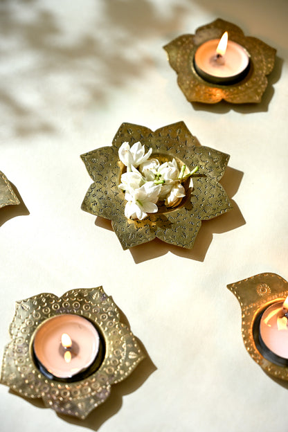 Kamal Gift Box | 2 Brass Tealight Holders
