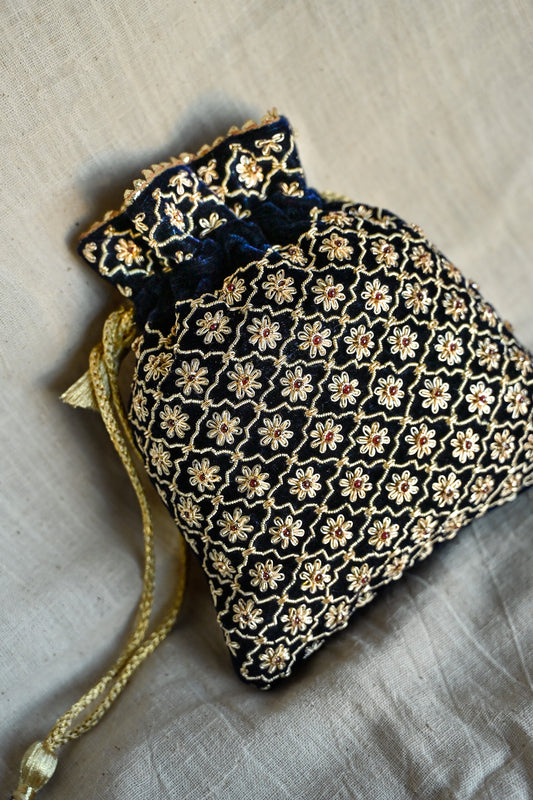 Jali Zardozi Potli | Handcrafted Embroidered Bag