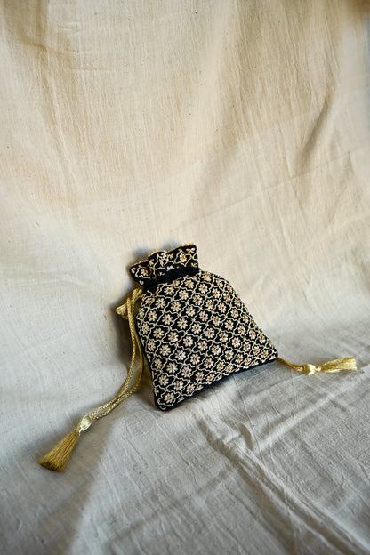 Jali Zardozi Potli | Handcrafted Embroidered Bag