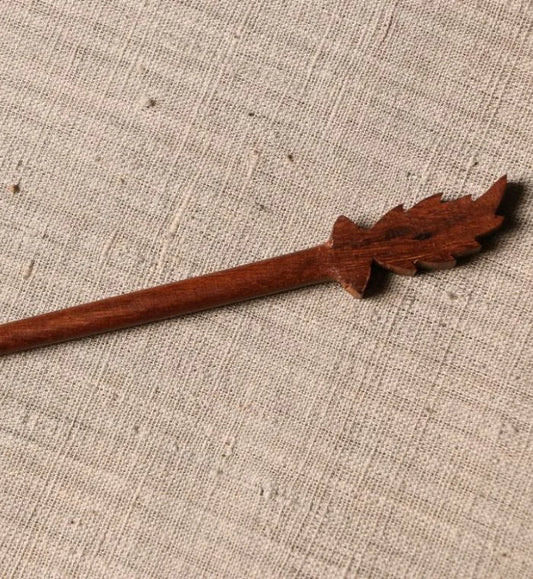 Shilpi Wood Carved Jooda Pin